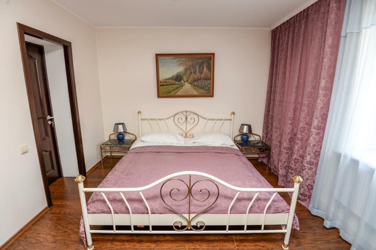 Columba Livia Guesthouse Palanga Exterior photo