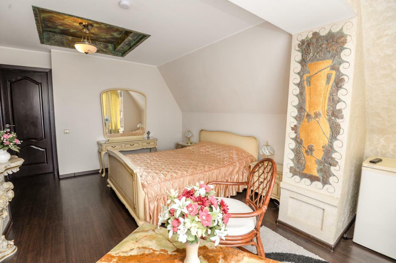 Columba Livia Guesthouse Palanga Exterior photo