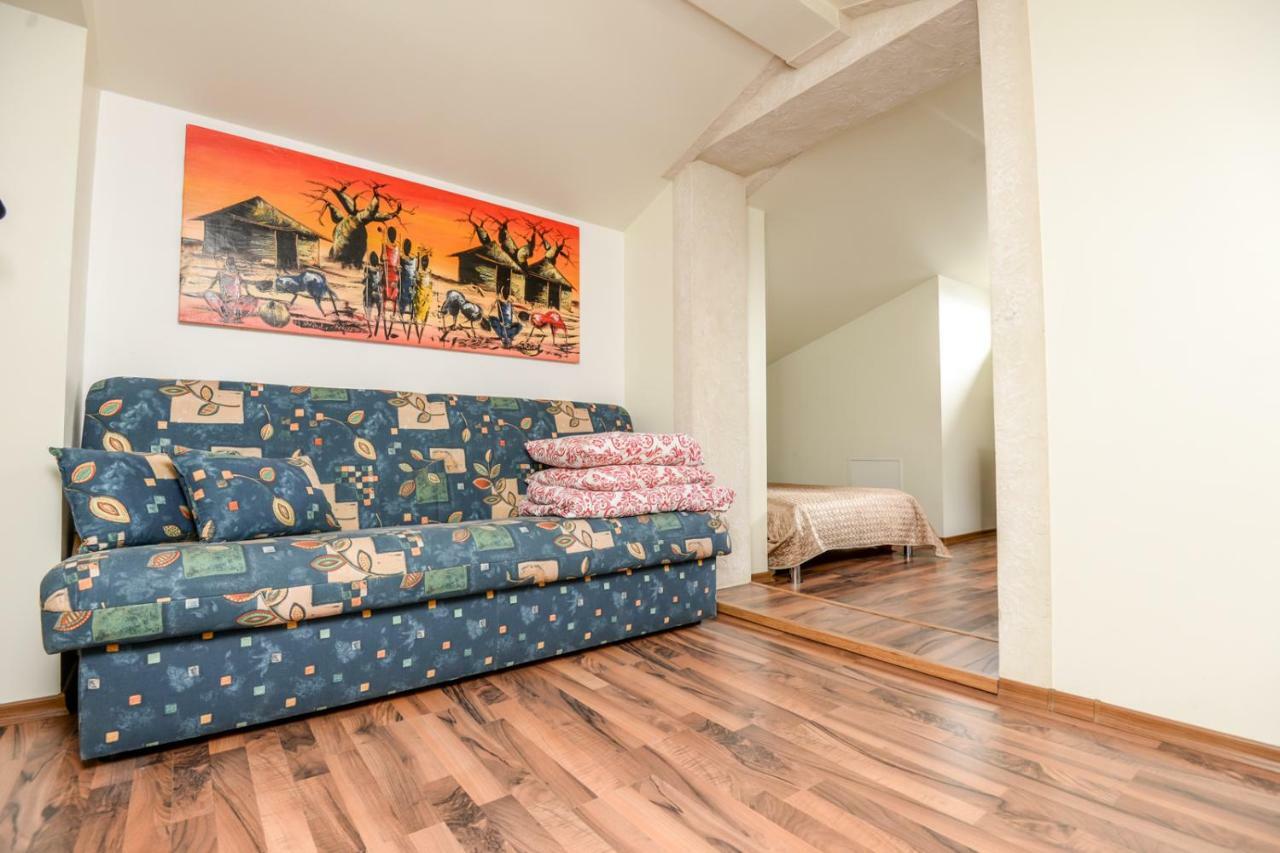 Columba Livia Guesthouse Palanga Exterior photo