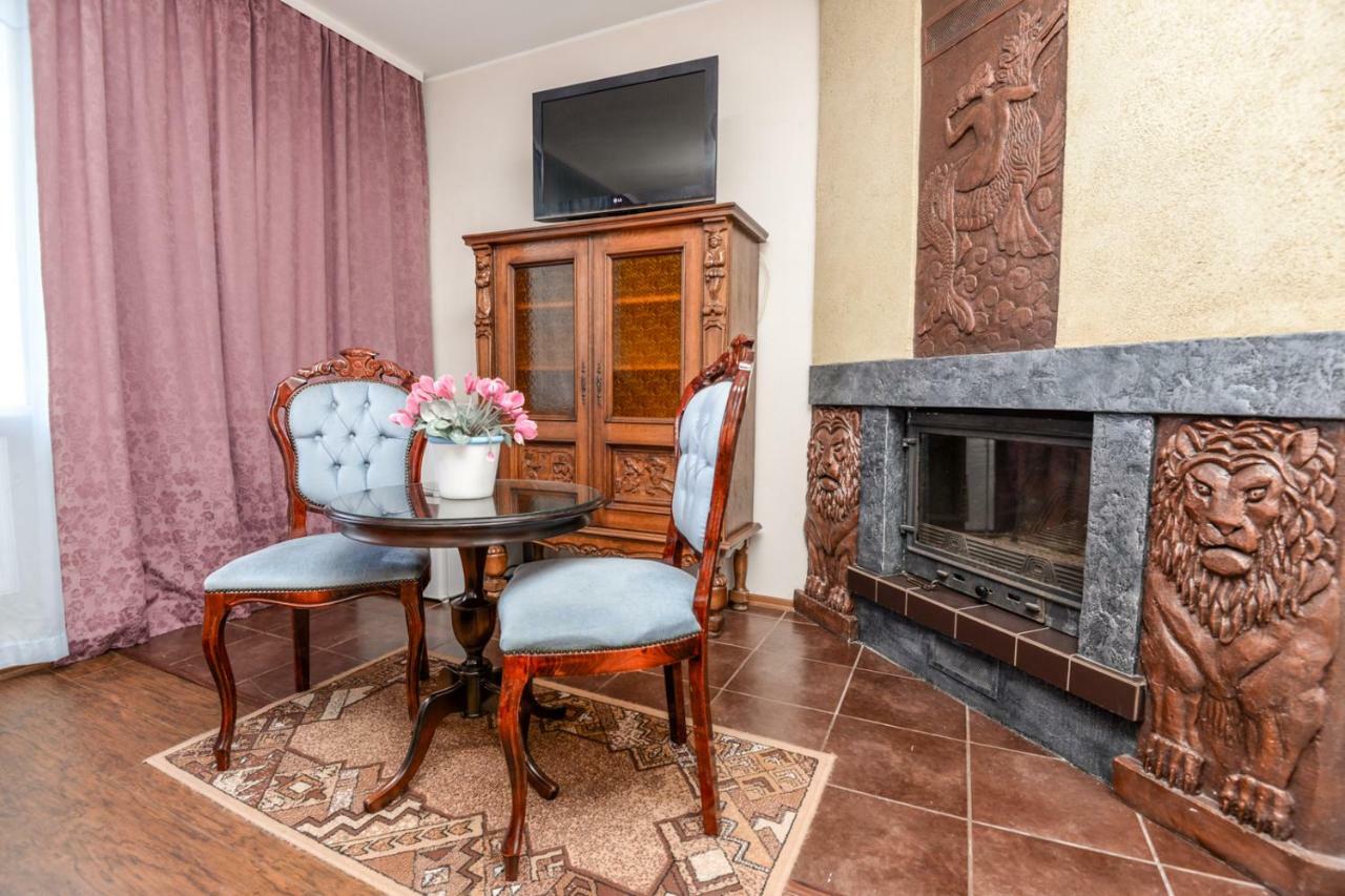 Columba Livia Guesthouse Palanga Exterior photo