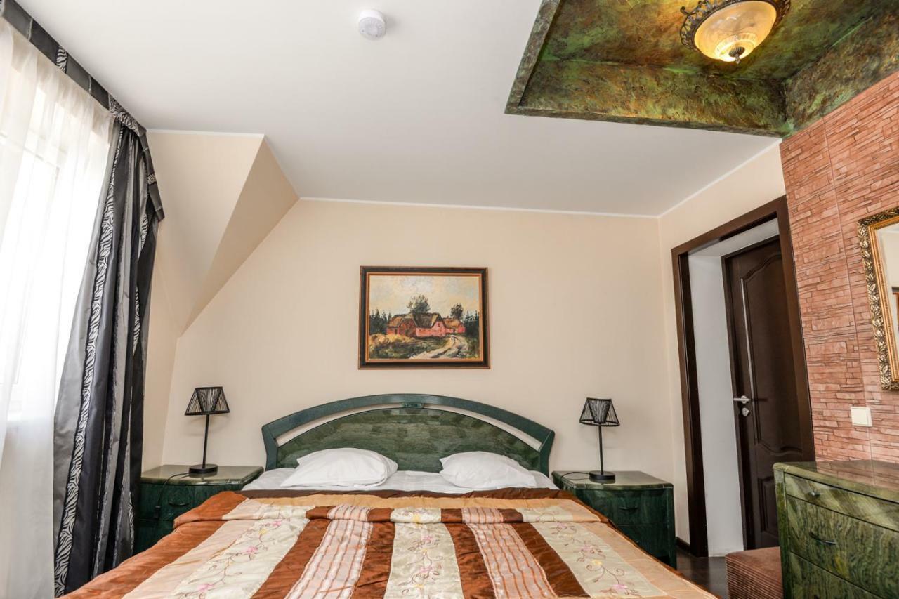 Columba Livia Guesthouse Palanga Exterior photo
